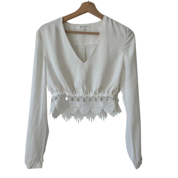 Wyldr XS White Lace Hem Long Sleeve Crop Top With V-Neck & Button Cuffs - Picture 1 of 8